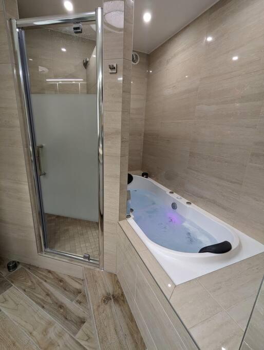Le Cosy-Chic - T3 Balneo A Villeurbanne / Lyon Exterior photo